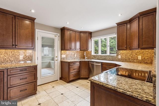 218 LEES LN, Edgewater, MD 21037