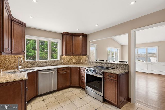 218 LEES LN, Edgewater, MD 21037