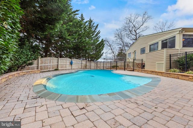 218 LEES LN, Edgewater, MD 21037