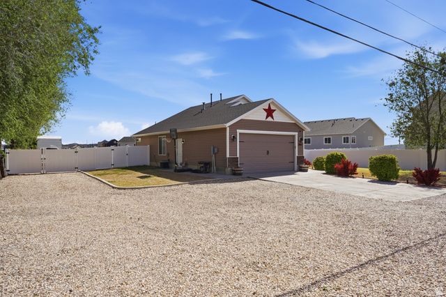 3041 W 3600 S, West Haven, UT 84401
