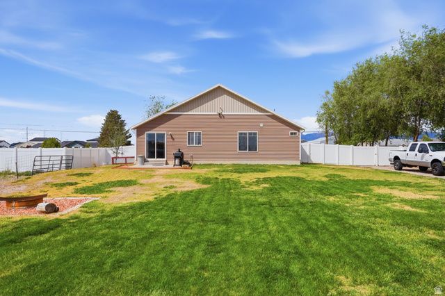 3041 W 3600 S, West Haven, UT 84401