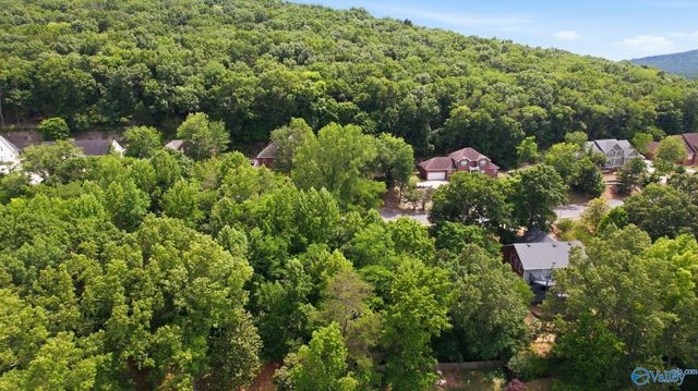 3033 Box Canyon Road SE, Huntsville, AL 35803