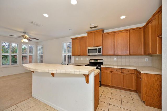 3505 Husch Way, Rancho Cordova, CA 95670