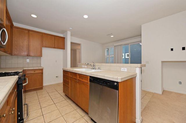 3505 Husch Way, Rancho Cordova, CA 95670