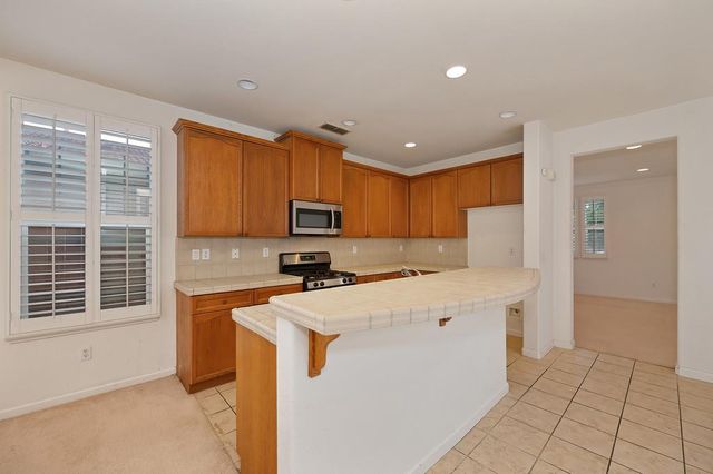 3505 Husch Way, Rancho Cordova, CA 95670