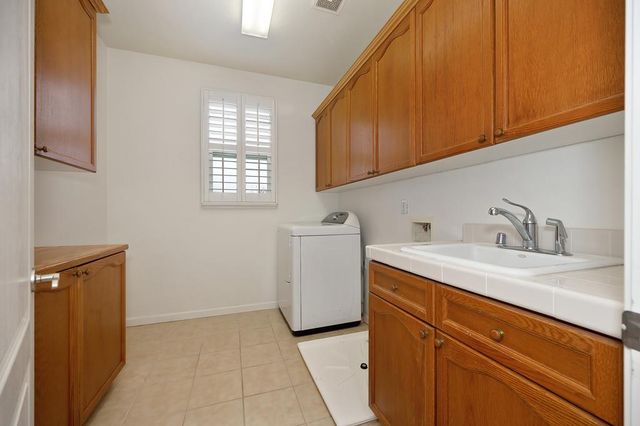 3505 Husch Way, Rancho Cordova, CA 95670