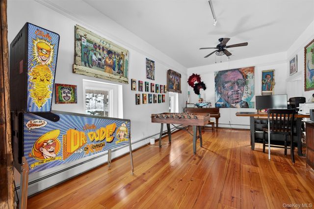 101 Drake Road, Pleasant Valley, NY 12569