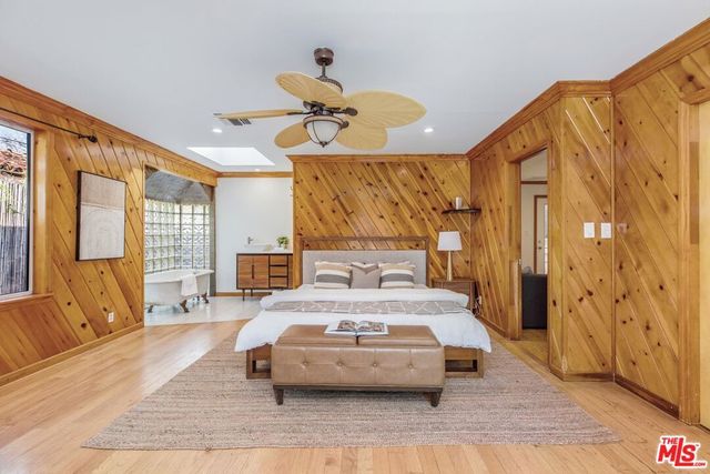 11261 Blix Street, North Hollywood, CA 91602