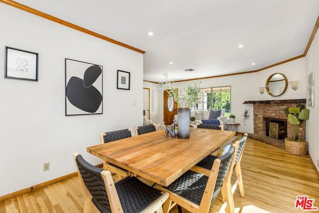 11261 Blix Street, North Hollywood, CA 91602