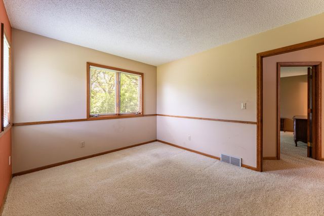10829 160th Street E, Hastings, MN 55033