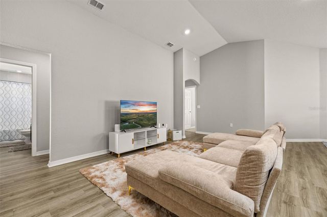 1750 DAYSTAR DRIVE, Haines City, FL 33844