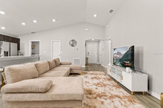 1750 DAYSTAR DRIVE, Haines City, FL 33844