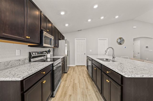 1750 DAYSTAR DRIVE, Haines City, FL 33844