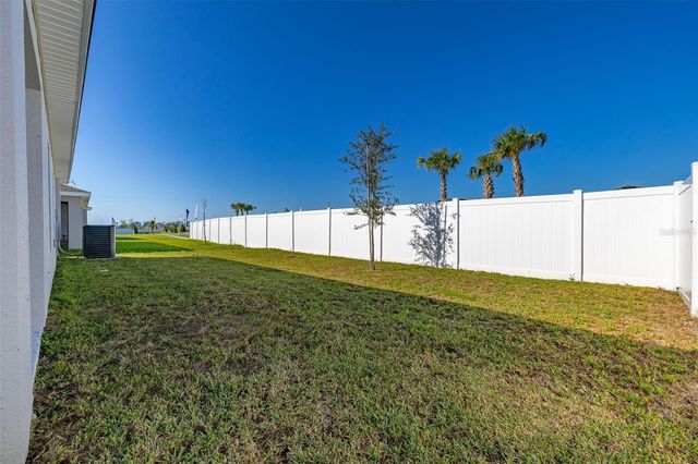 1750 DAYSTAR DRIVE, Haines City, FL 33844