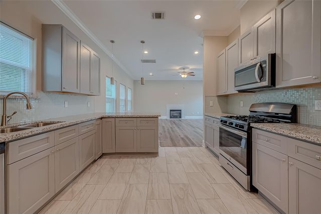 6022 Fite Road, Pearland, TX 77584