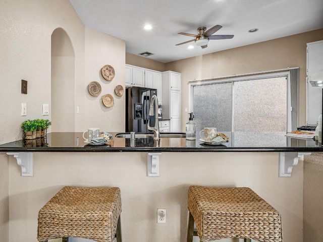 467 Facet Pl, Folsom, CA 95630