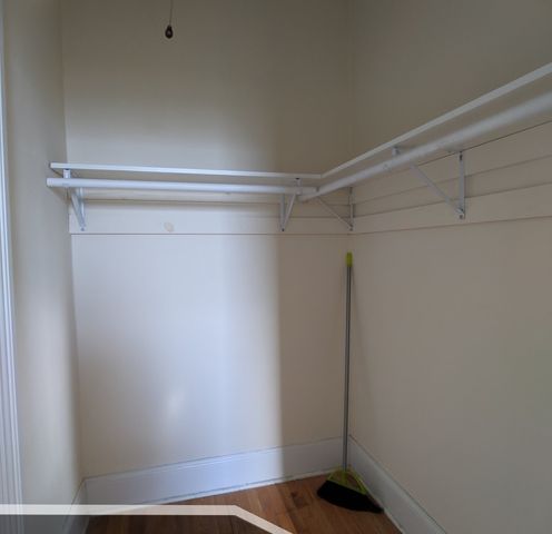 2704 N Sawyer Avenue 210, Chicago, IL 60647