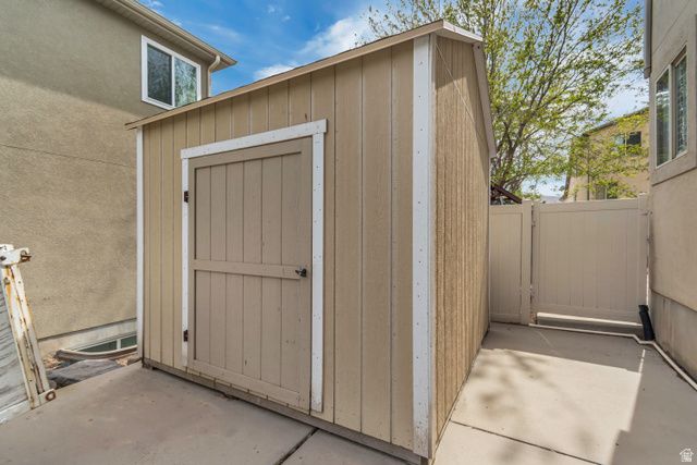 5413 W SAWTELL WAY, West Jordan, UT 84081