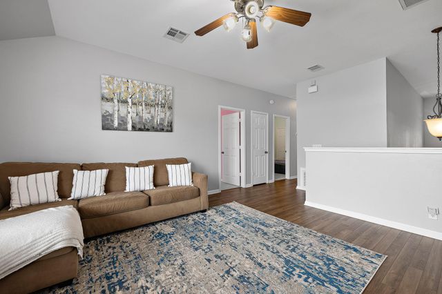 19112 Leigh LN, Pflugerville, TX 78660