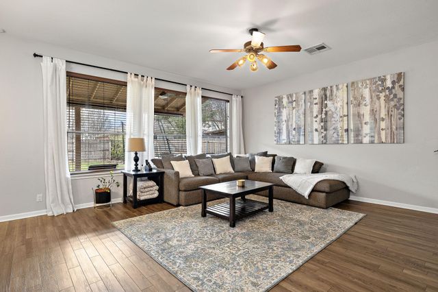 19112 Leigh LN, Pflugerville, TX 78660