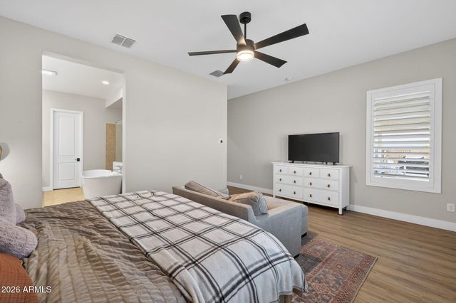 10706 E TRAVERTINE Avenue, Mesa, AZ 85212