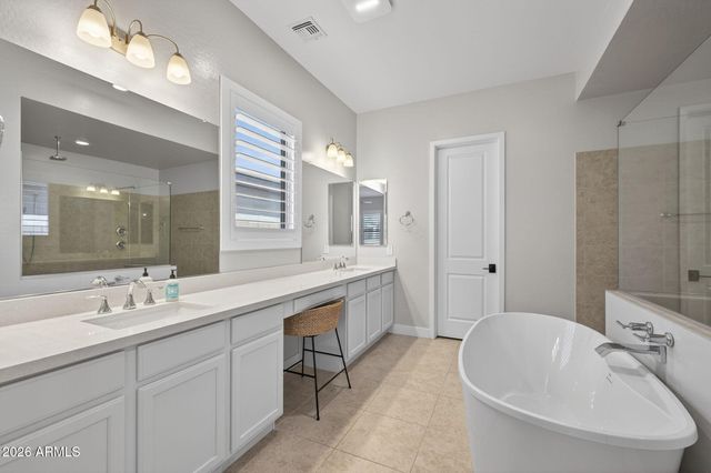 10706 E TRAVERTINE Avenue, Mesa, AZ 85212