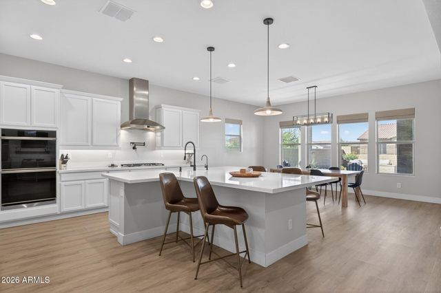 10706 E TRAVERTINE Avenue, Mesa, AZ 85212