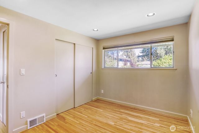 10012 NE 22nd Street, Bellevue, WA 98004
