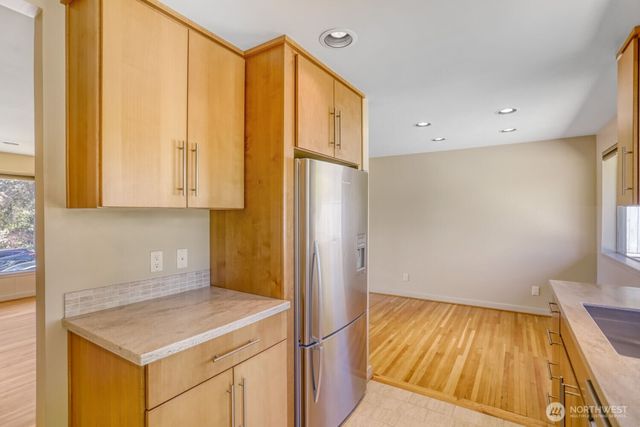 10012 NE 22nd Street, Bellevue, WA 98004