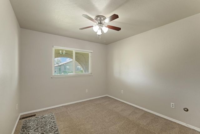 18946 Lambert Way, Lockeford, CA 95237