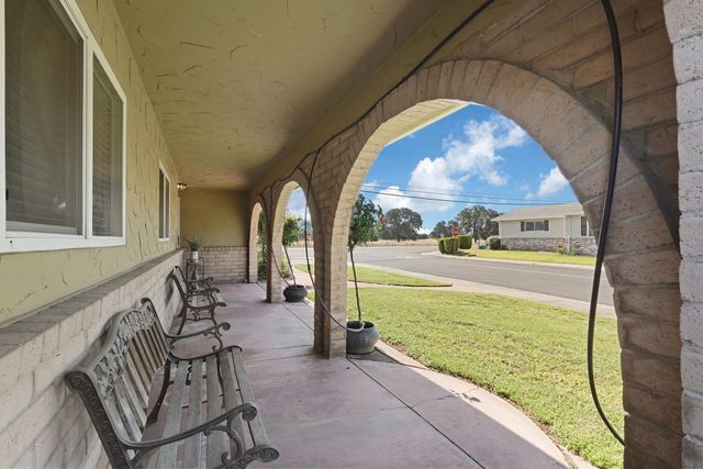 18946 Lambert Way, Lockeford, CA 95237