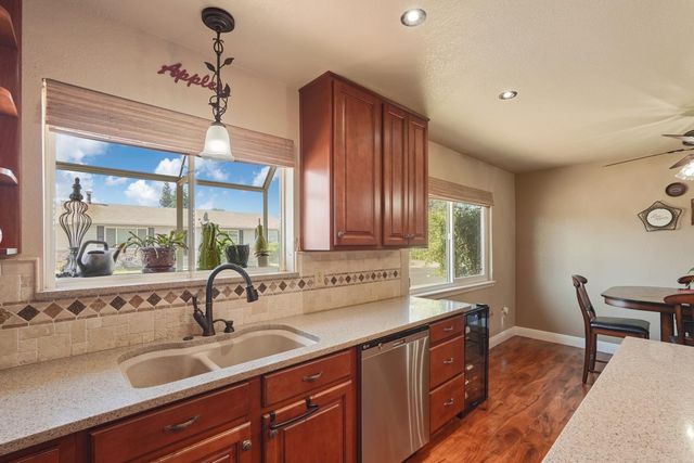 18946 Lambert Way, Lockeford, CA 95237