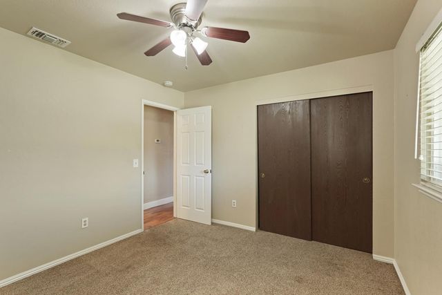 18946 Lambert Way, Lockeford, CA 95237