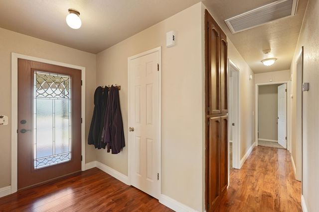 18946 Lambert Way, Lockeford, CA 95237
