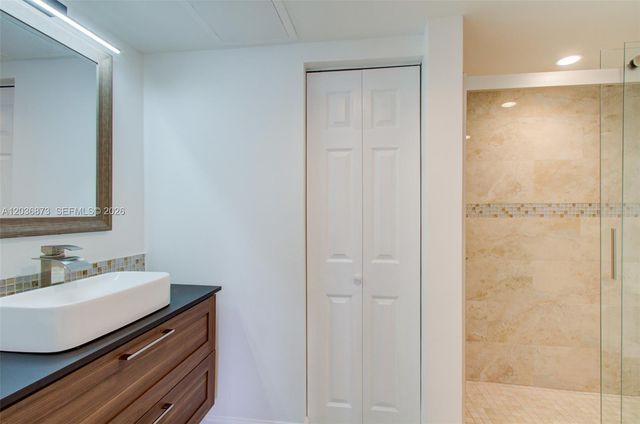 4824 N State Road 7 9105, Coconut Creek, FL 33073
