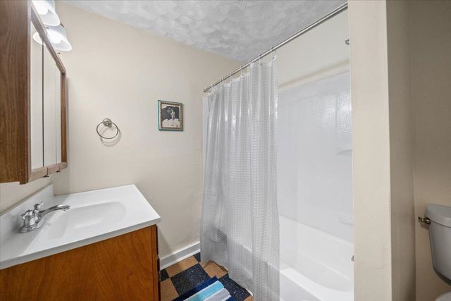 885 S COX ST, Memphis, TN 38104