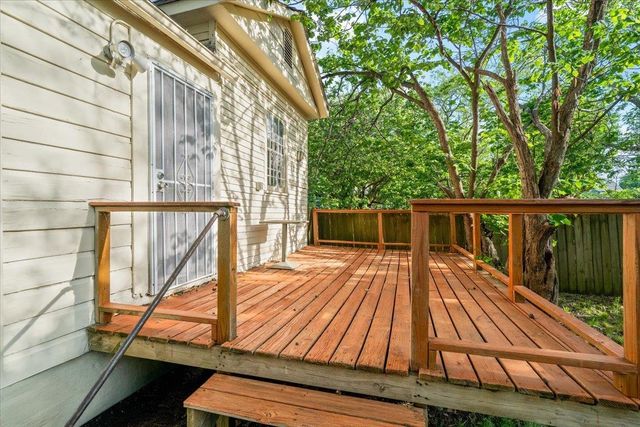 885 S COX ST, Memphis, TN 38104