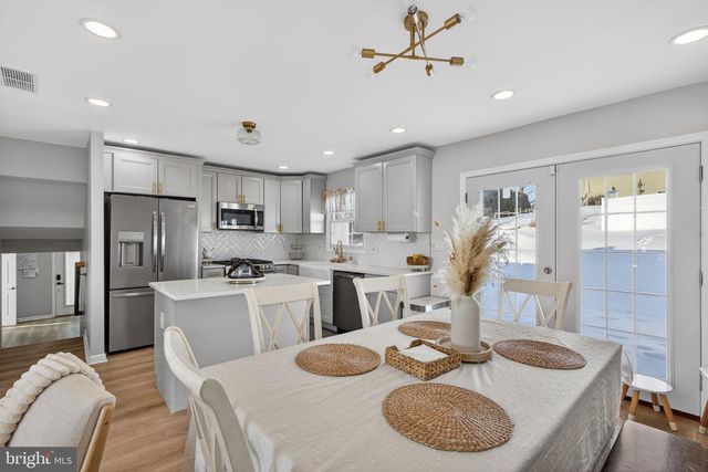 1701 SWEDE RD, Blue Bell, PA 19422