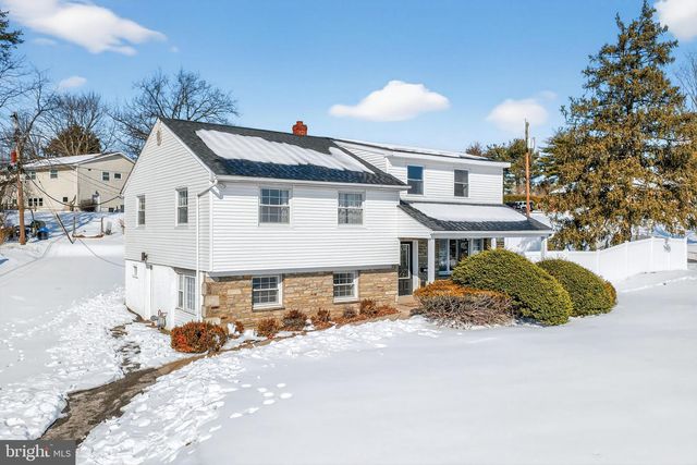 1701 SWEDE RD, Blue Bell, PA 19422