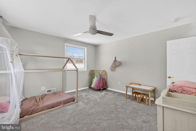 1701 SWEDE RD, Blue Bell, PA 19422