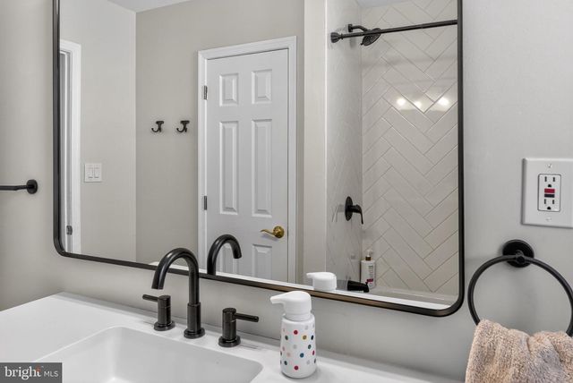 1701 SWEDE RD, Blue Bell, PA 19422