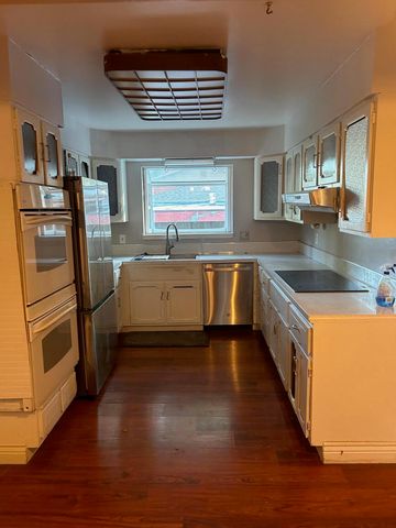 2218 Harris Street, Eureka, CA 95503