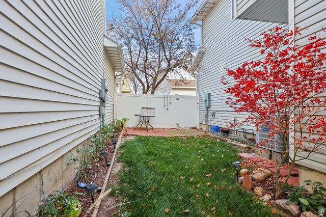 1623 S 925 W, Woods Cross, UT 84087