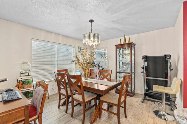 1623 S 925 W, Woods Cross, UT 84087