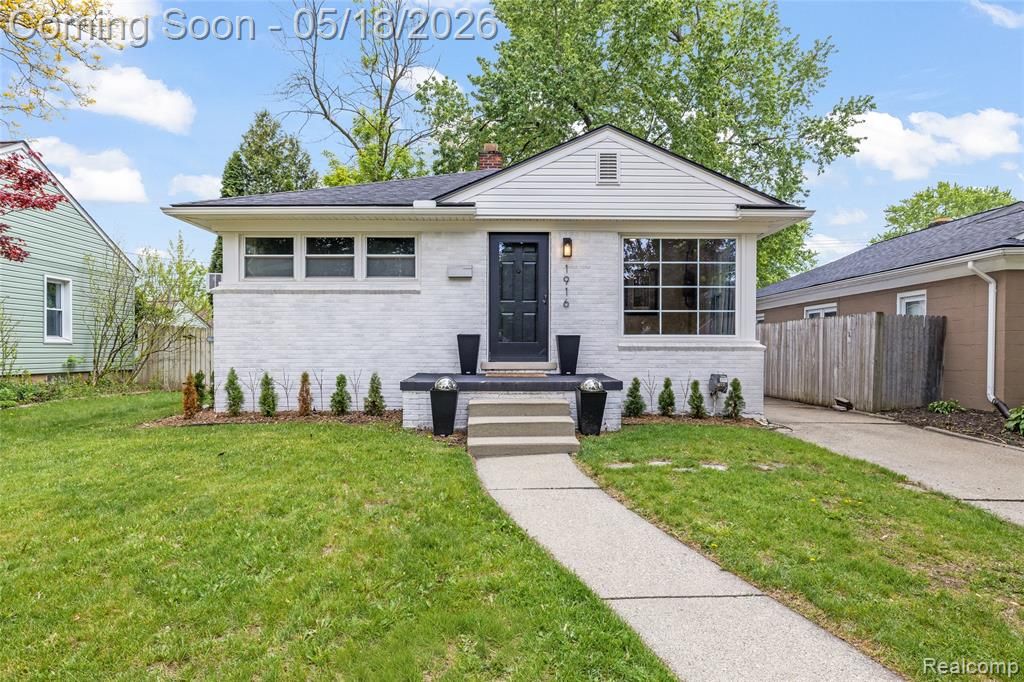 1916 Kalama Avenue, Royal Oak, MI 48067