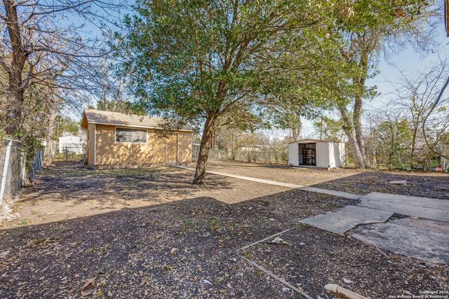 423 OLNEY DR, San Antonio, TX 78209