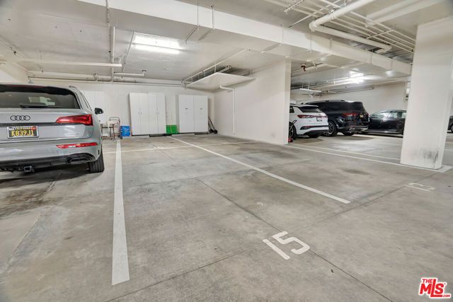 1414 S Beverly Glen Boulevard 301, Los Angeles, CA 90024