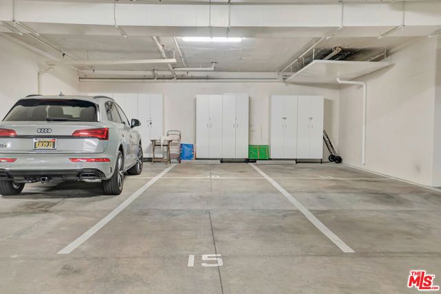 1414 S Beverly Glen Boulevard 301, Los Angeles, CA 90024