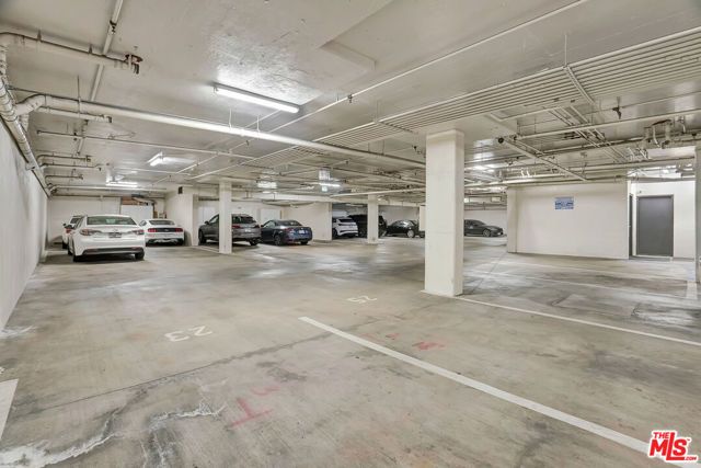 1414 S Beverly Glen Boulevard 301, Los Angeles, CA 90024