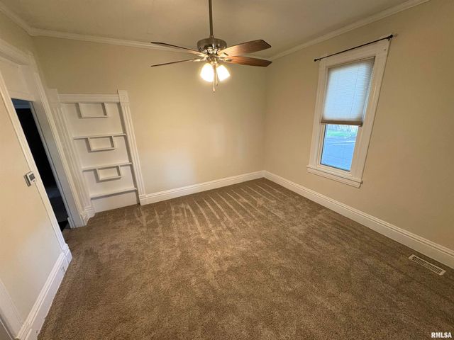 501 W VINE Street, Springfield, IL 62704